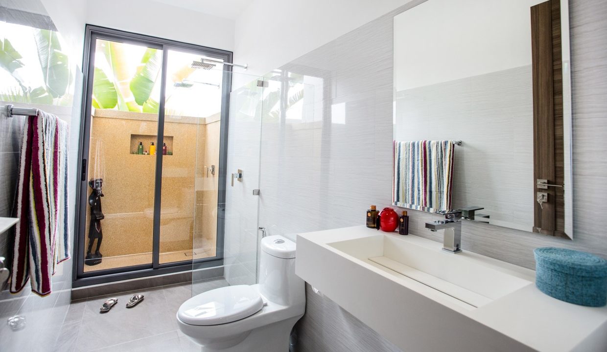 The Palms Lakeside (2)