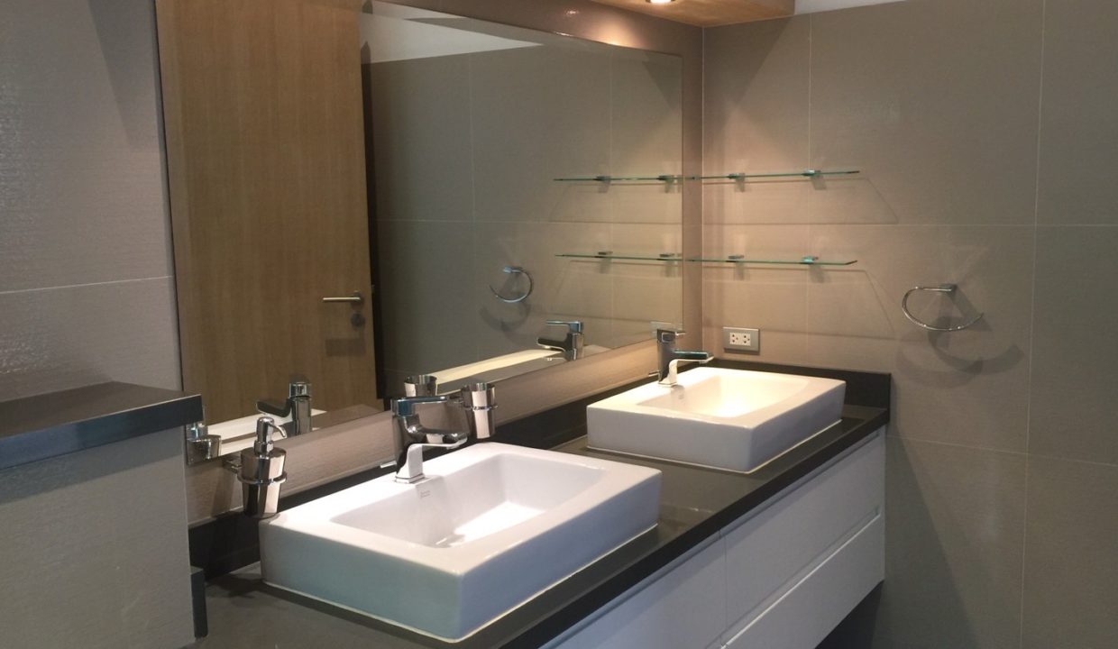 Vineyard 3 - Plot 19 (26)