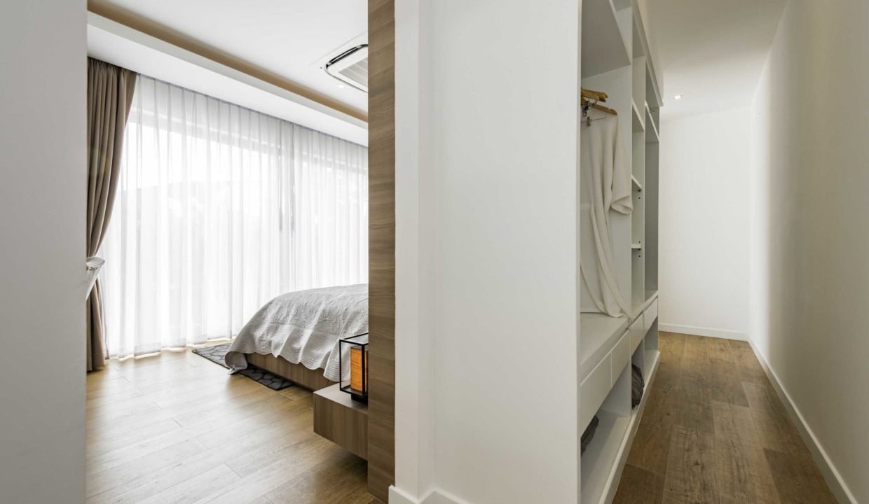 Vineyards 3 - Plot 4 (16)